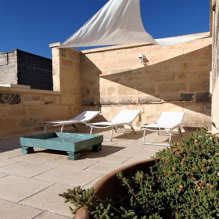 Li Perrini Boutique B&B Acquarica Rum bild