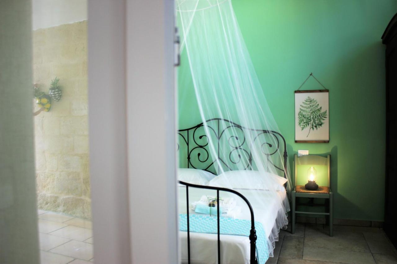 Li Perrini Boutique B&B Acquarica Exteriör bild